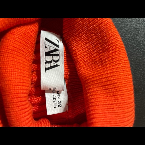 Orange Zara Turtleneck - Picture 6 of 6